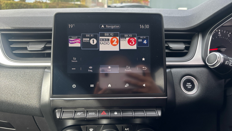 Renault Captur 1.0 TCE 100 Iconic 5dr Petrol Hatchback